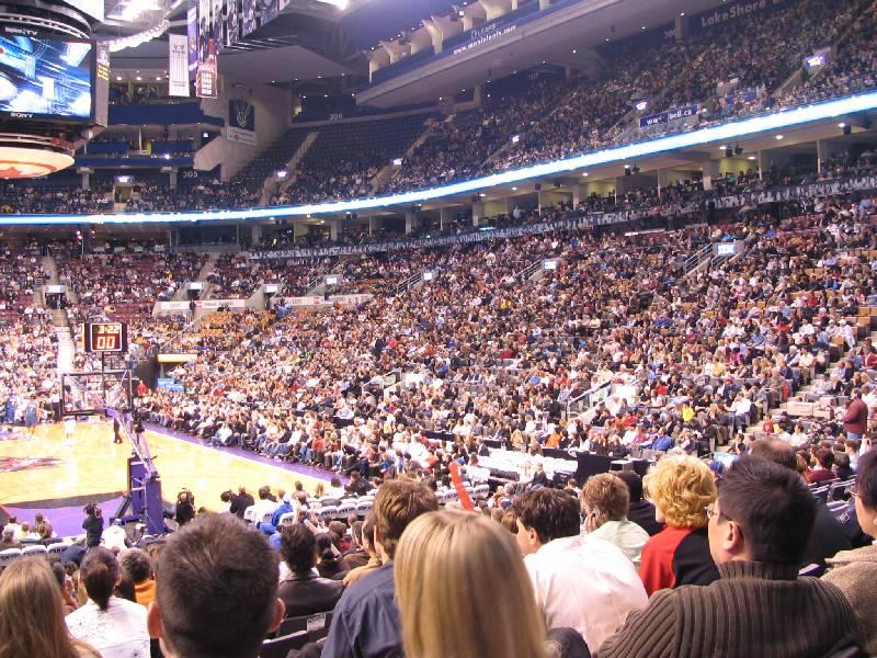 Raptors - 02.04.2005 095.jpg